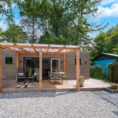 Semesterbostad In Near Veluwe Forest *