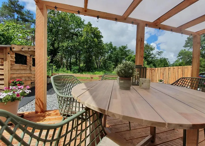 Semesterbostad In Near Veluwe Forest *